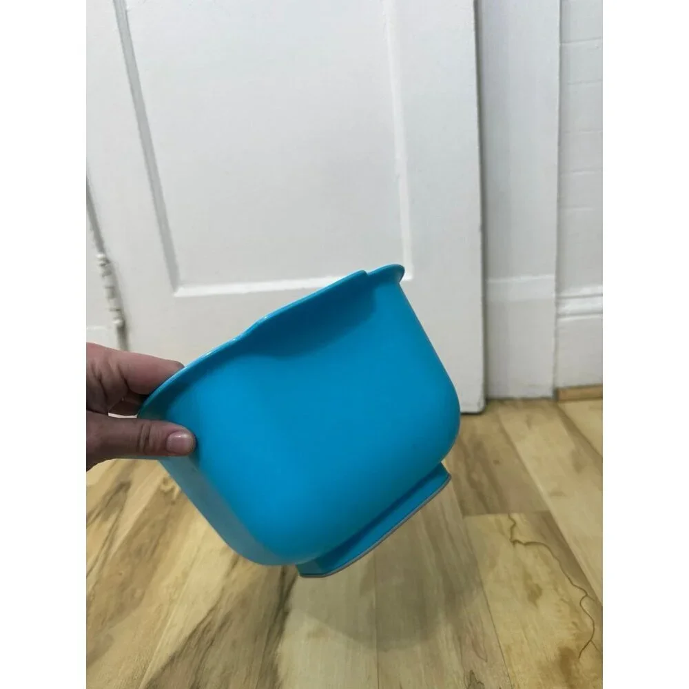 Blue Plastic Mixing Bowl with Pour Spouts